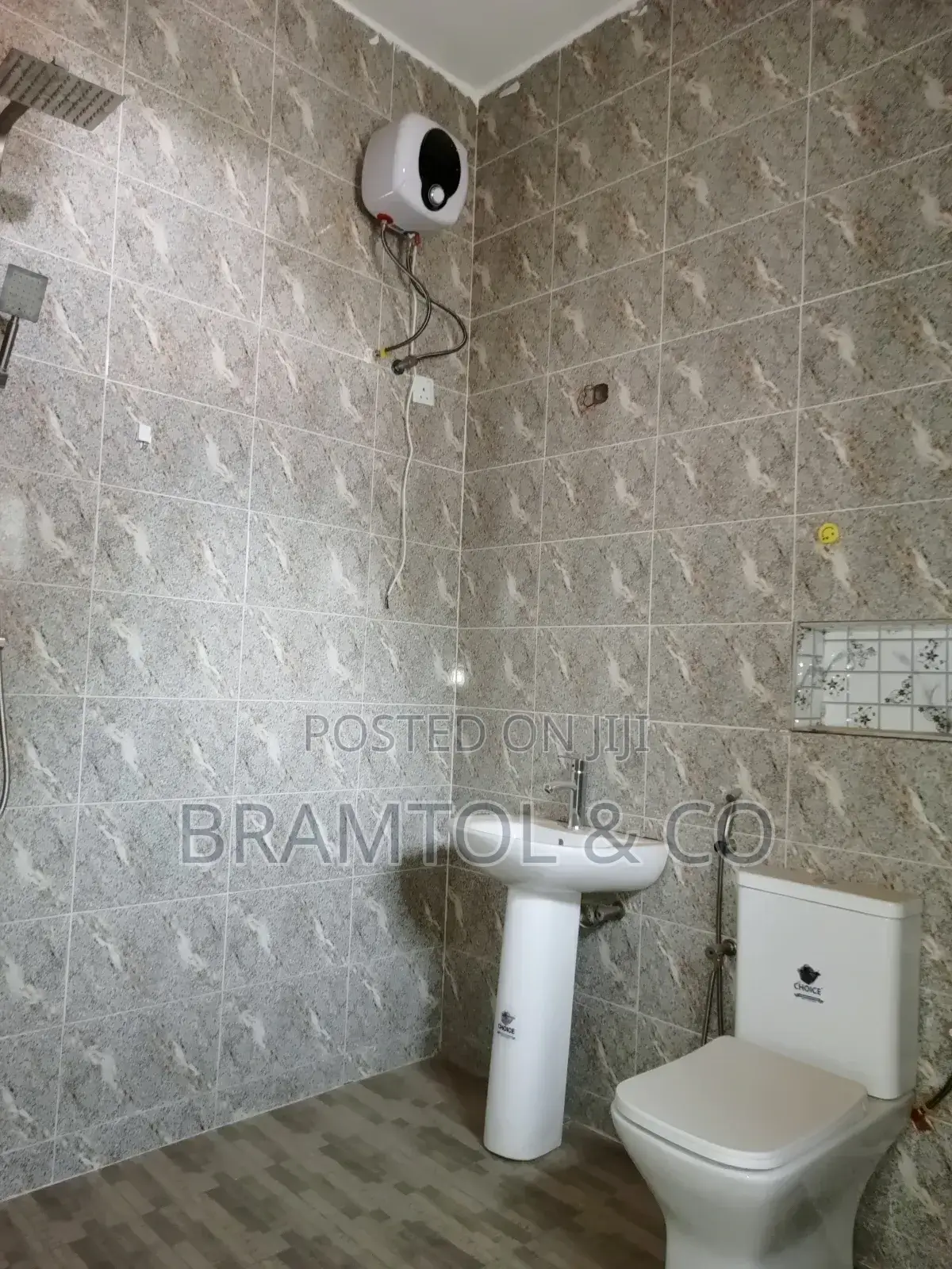 4bdrm Townhouse / Terrace in Wuye for rent in Wuye