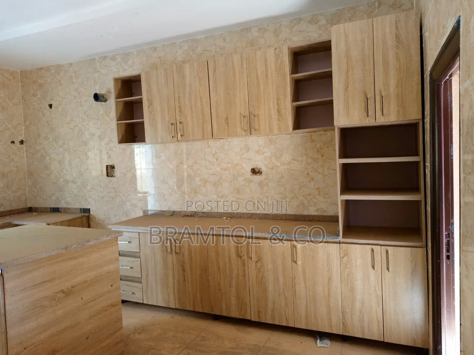 4bdrm Townhouse / Terrace in Wuye for rent in Wuye