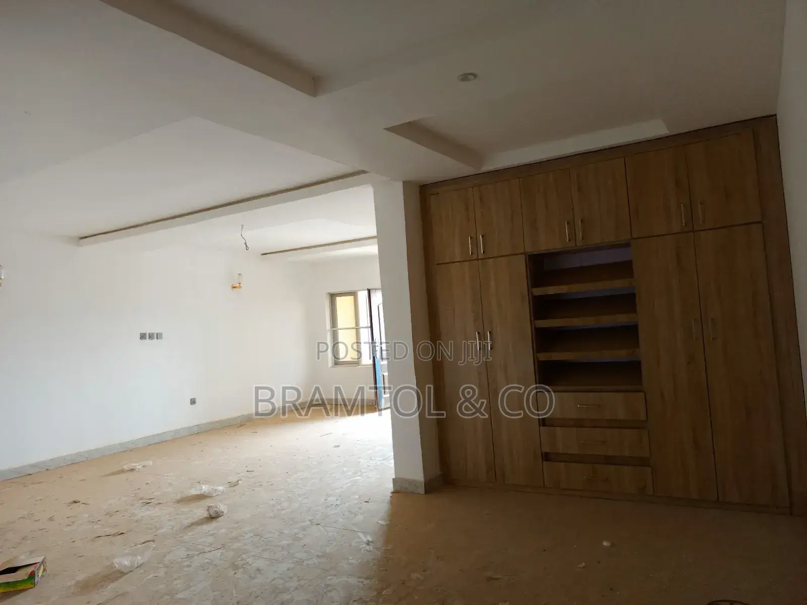 4bdrm Townhouse / Terrace in Wuye for rent in Wuye