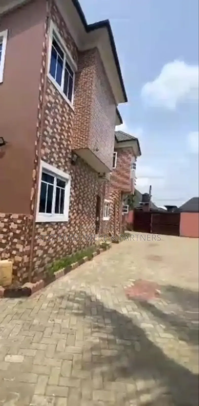 4bdrm Duplex in Off Eastwest Rd , By, Port-Harcourt for sale in Port-Harcourt