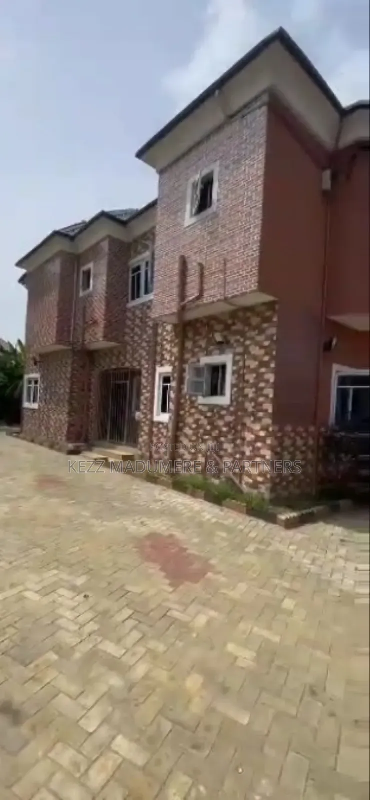 4bdrm Duplex in Off Eastwest Rd , By, Port-Harcourt for sale in Port-Harcourt