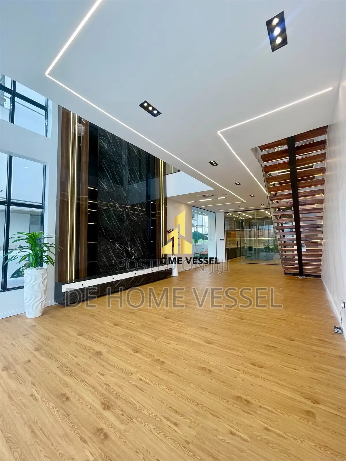 5bdrm Duplex in Ikate for sale in Ikate
