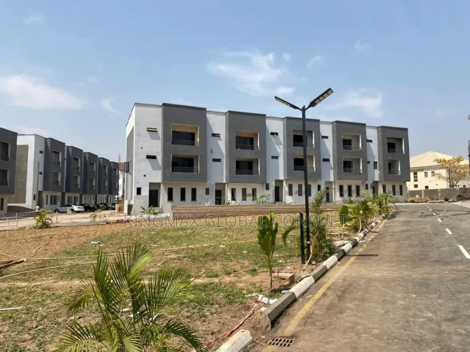 4 Bedroom Terrace Duplex With Bq 5 Bedroom Semi Detached in Mabushi