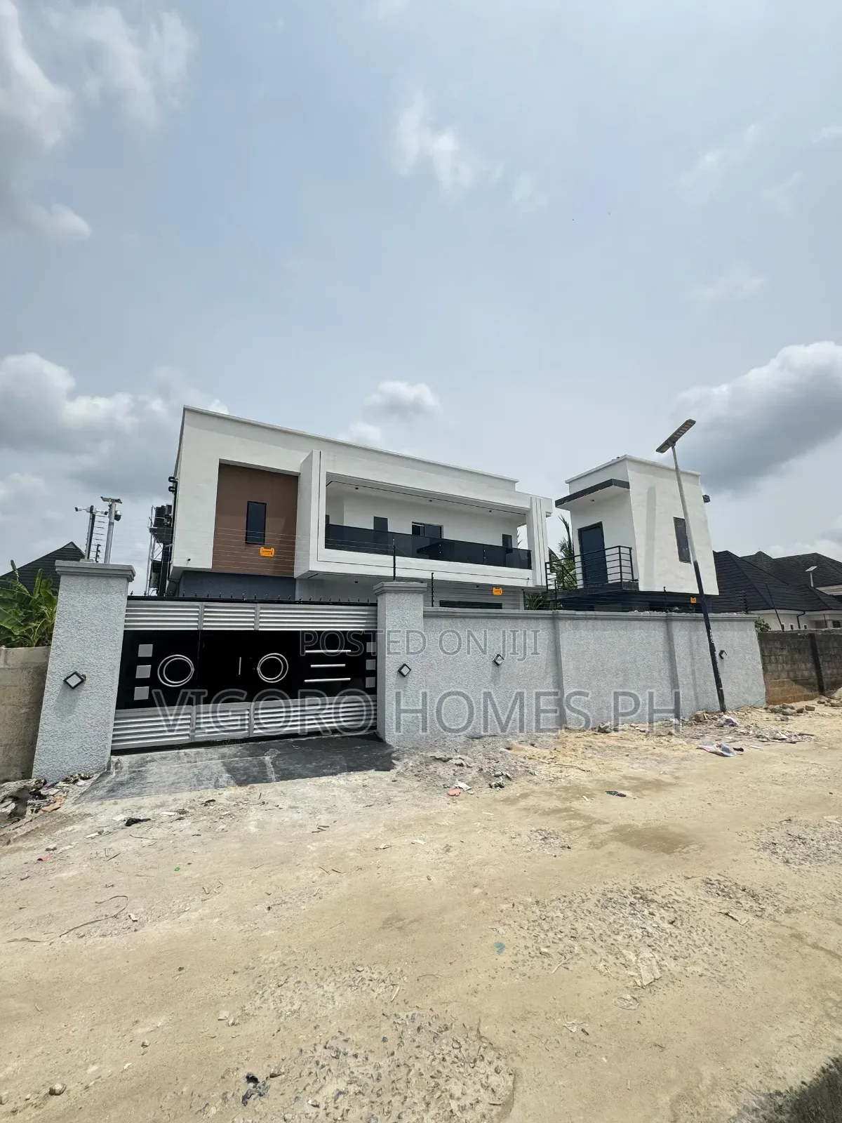 5bdrm Duplex in New Road, Port-Harcourt for sale in Port-Harcourt