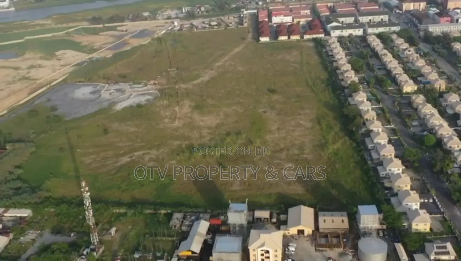 Land for Sale in Cheveron Drive Before Foreshore in Chevron