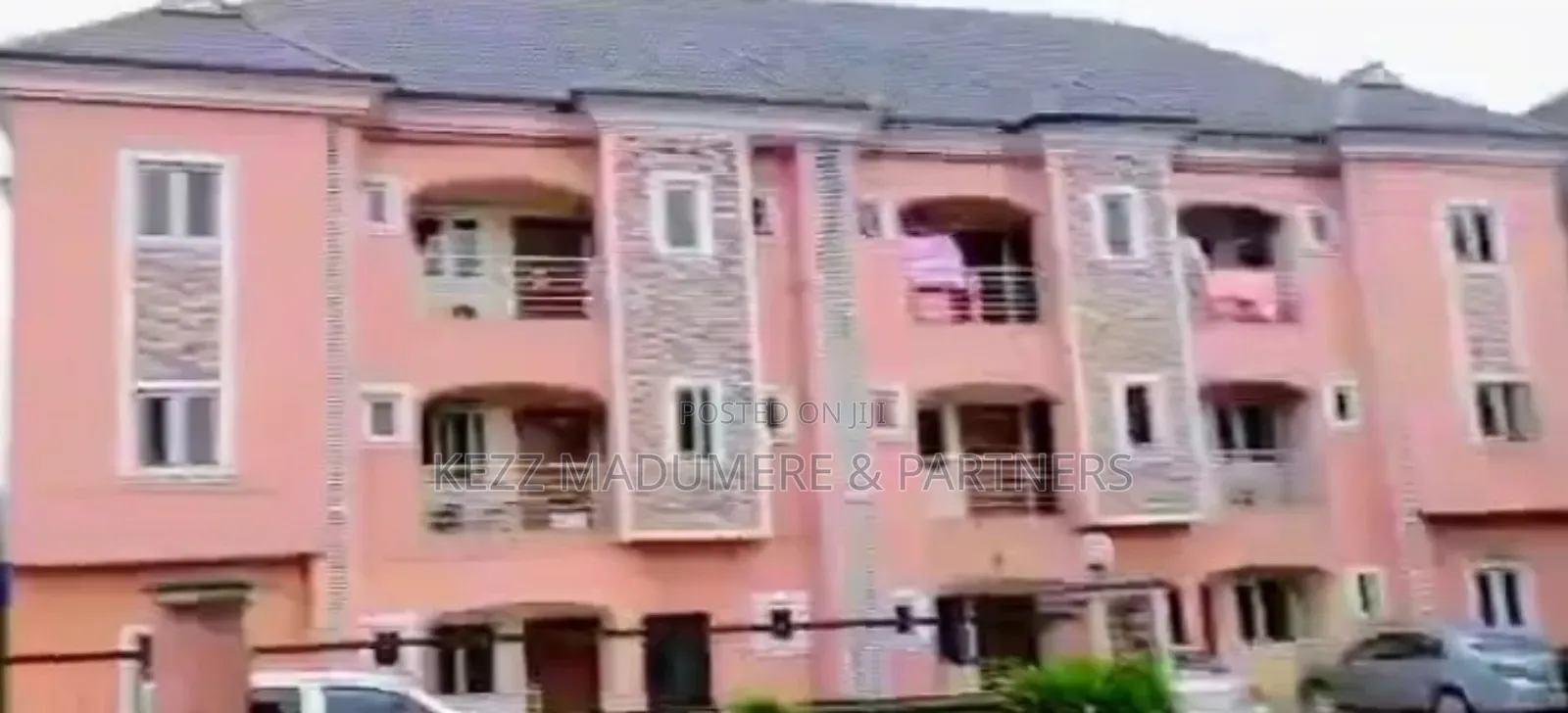 9bdrm Block of Flats in Inside A Gated for sale in Port-Harcourt