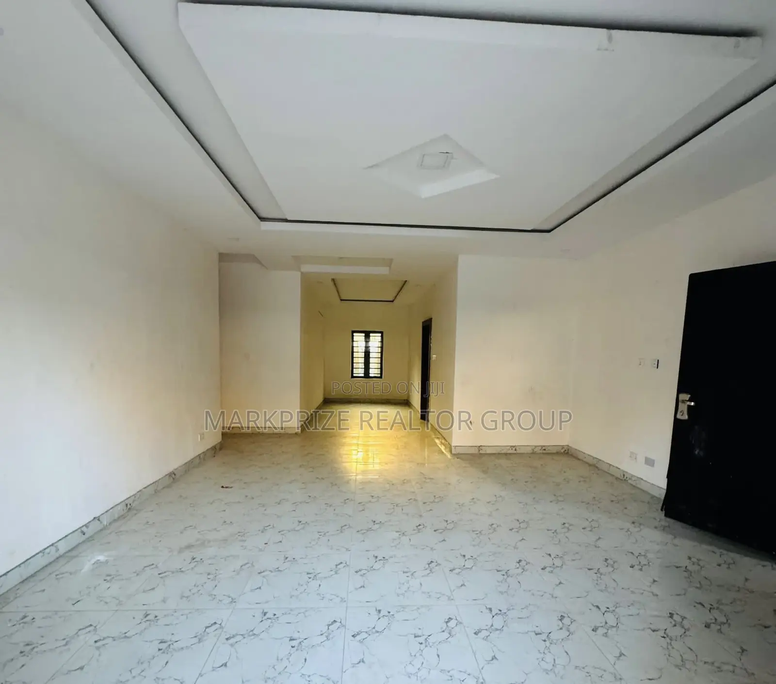 3bdrm Apartment in Ikeja Gra Lagos for sale in Ikeja GRA