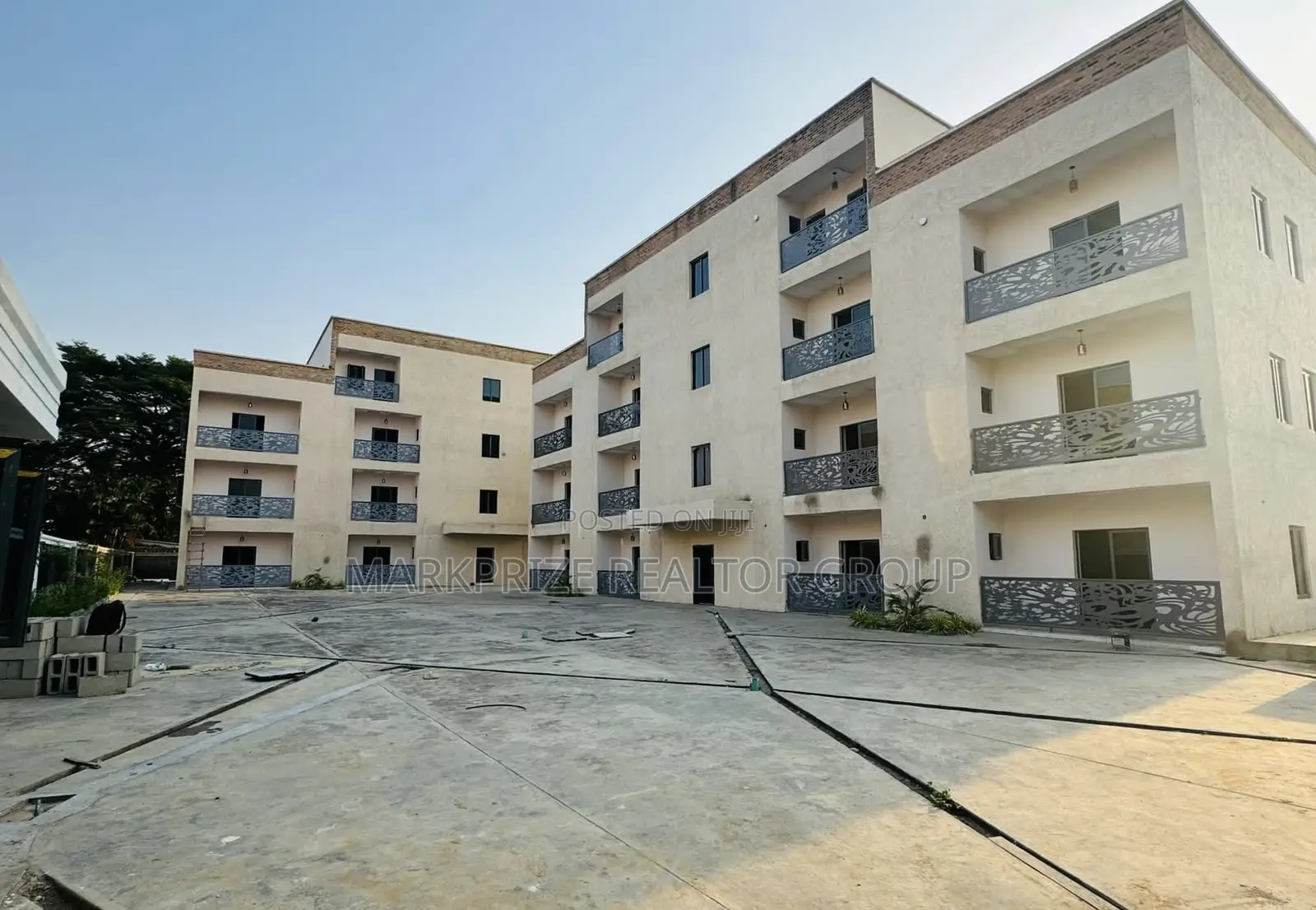 3bdrm Apartment in Ikeja Gra Lagos for sale in Ikeja GRA