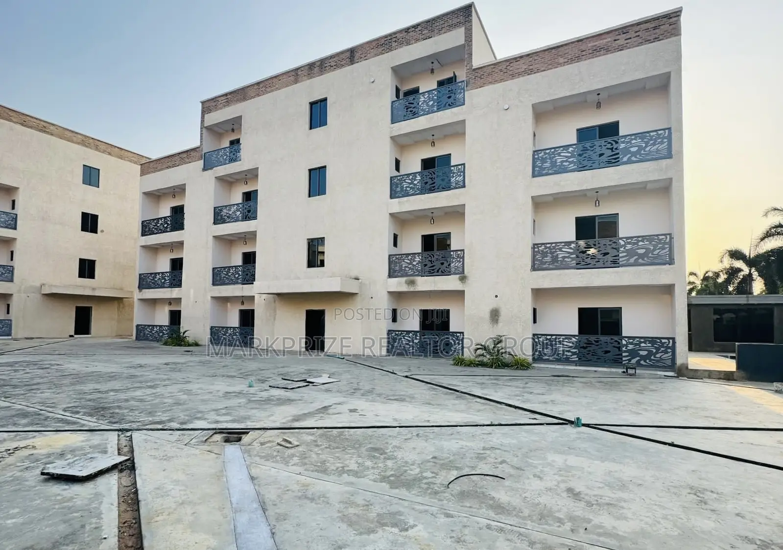3bdrm Apartment in Ikeja Gra Lagos for sale in Ikeja GRA