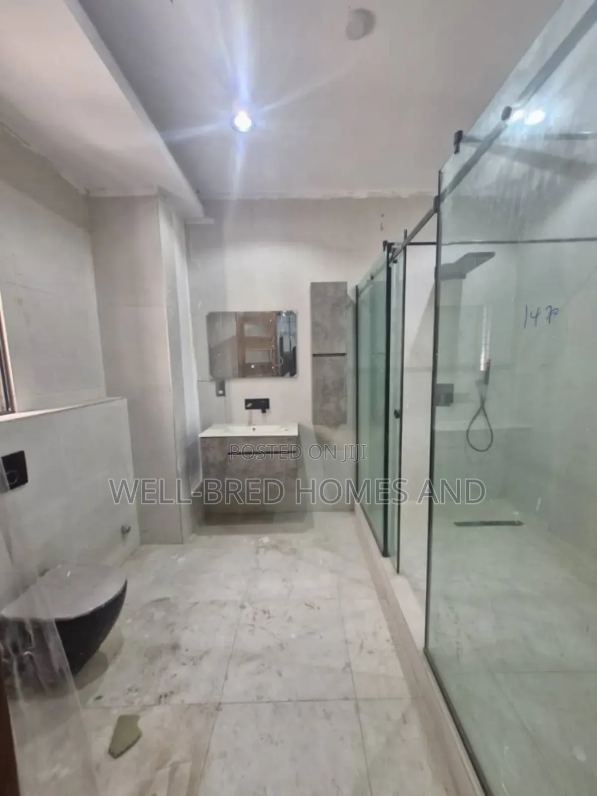 5bdrm Duplex in Lekki Phase 1 Lagos for sale in Lekki Phase 1