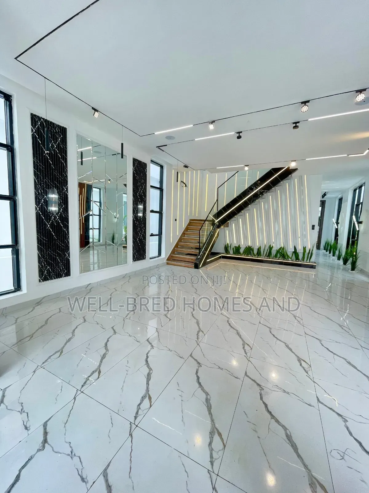 5bdrm Duplex in Chevron Lekki Lagos for sale in Chevron