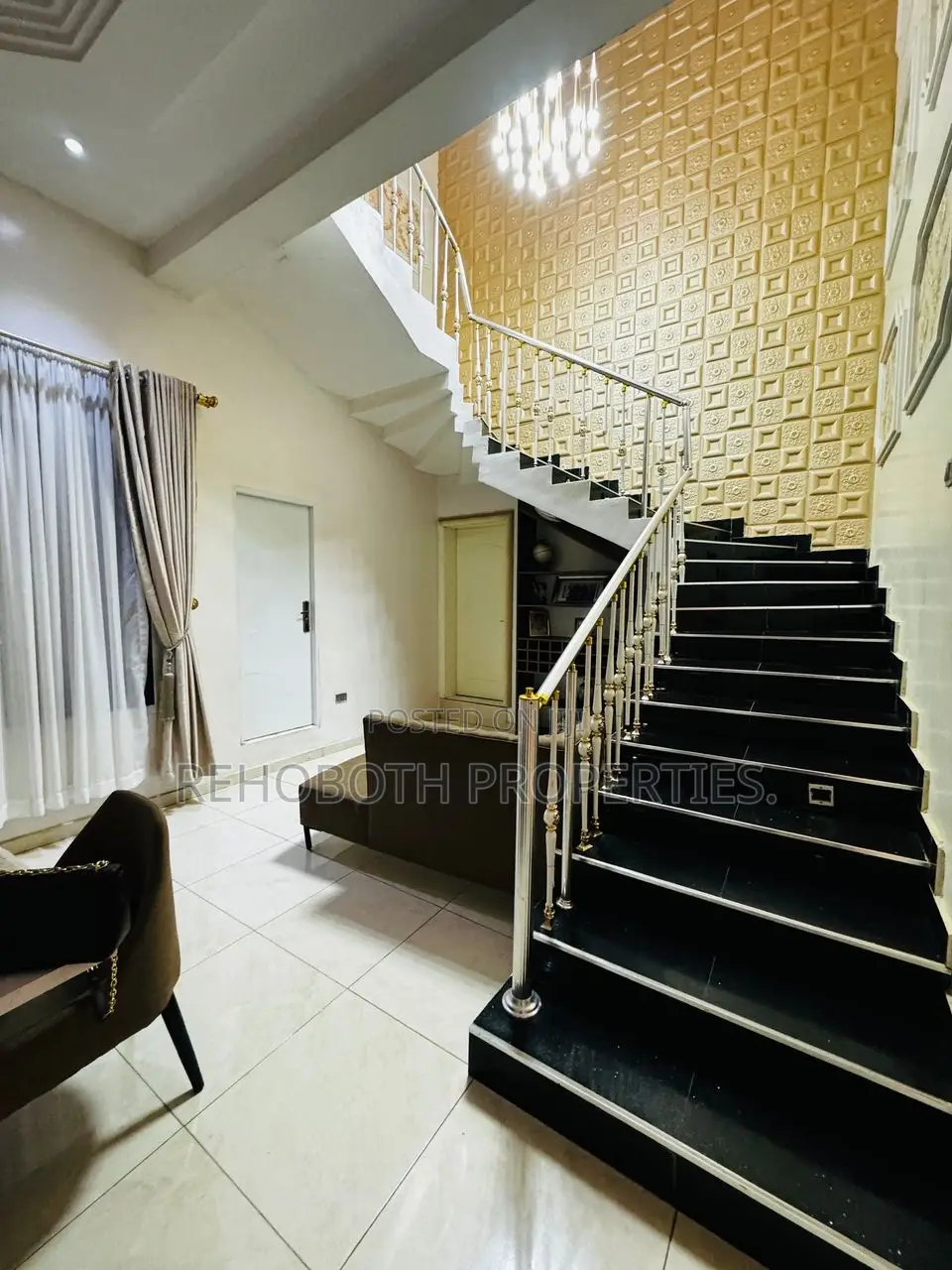 6bdrm Duplex in Aerodrome, Ibadan for sale in Ibadan