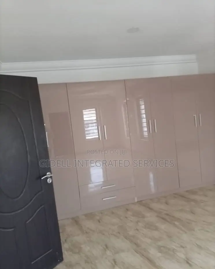 4bdrm Duplex In Katampe (Main) For Sale in Katampe (Main)
