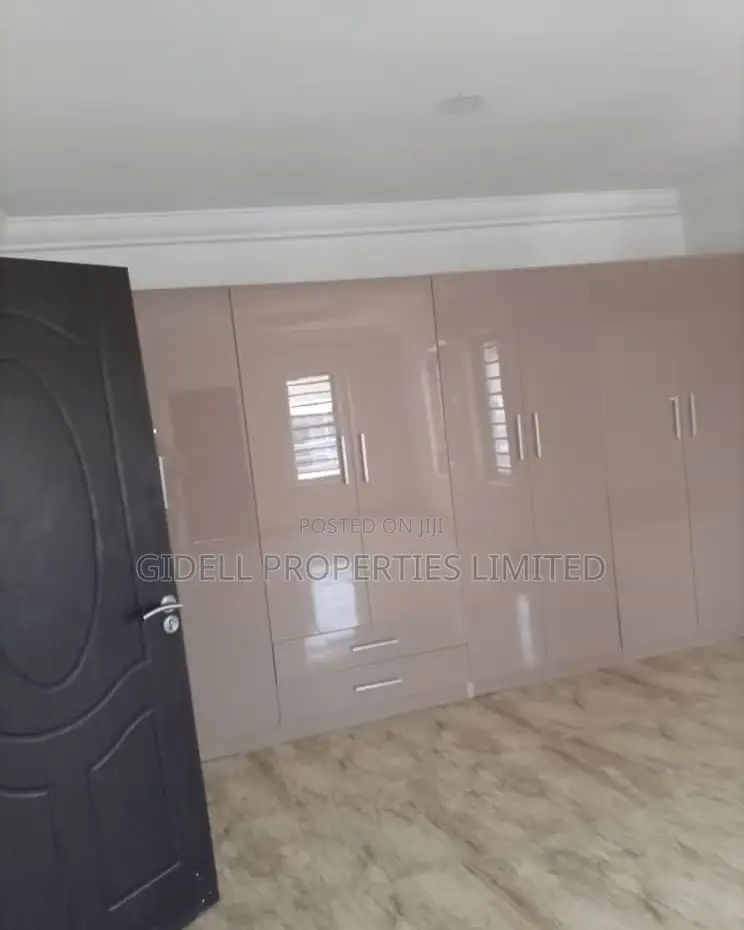 4bdrm Duplex In Katampe (Main) For Sale in Katampe (Main)