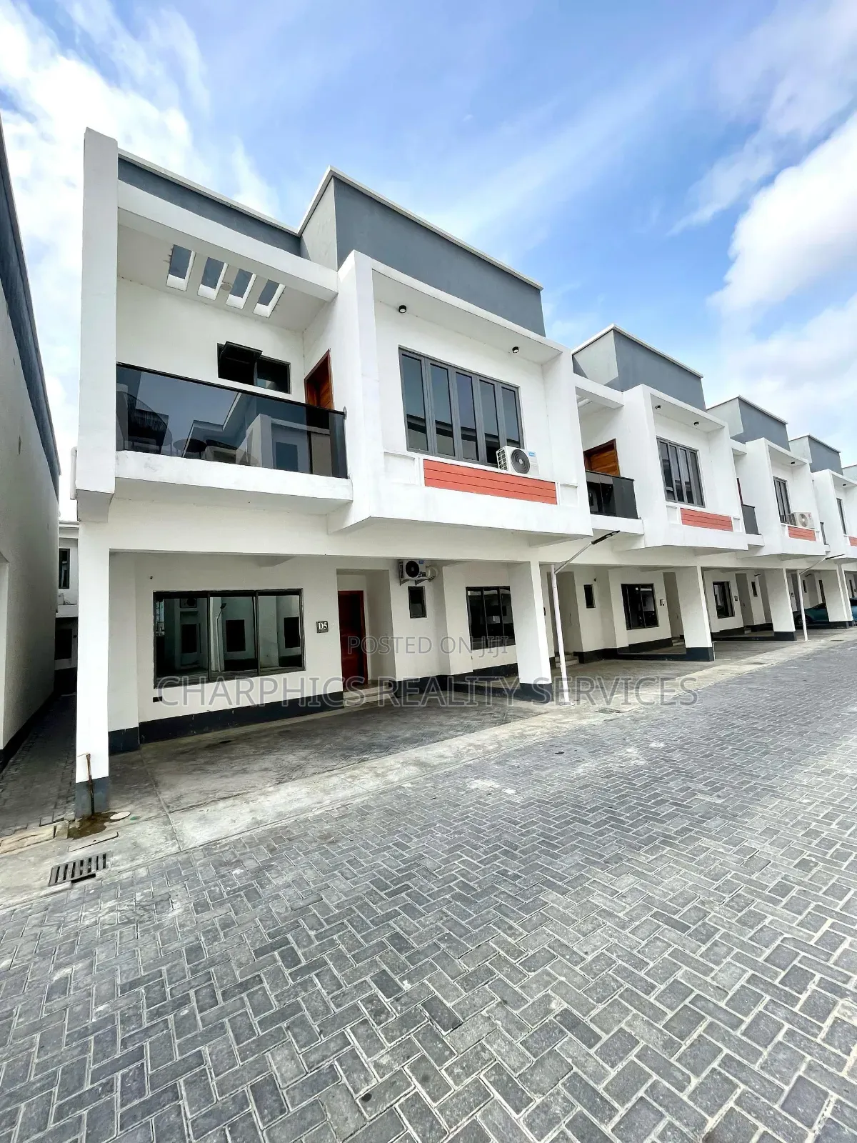 3bdrm Duplex in Osapa london for sale in Osapa london