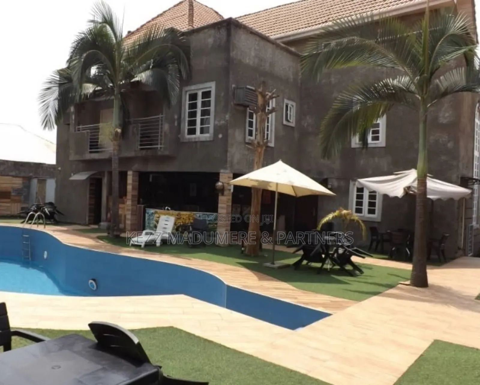 For Sale: 13 Rooms Hotel in Owerri,Imo State in Owerri