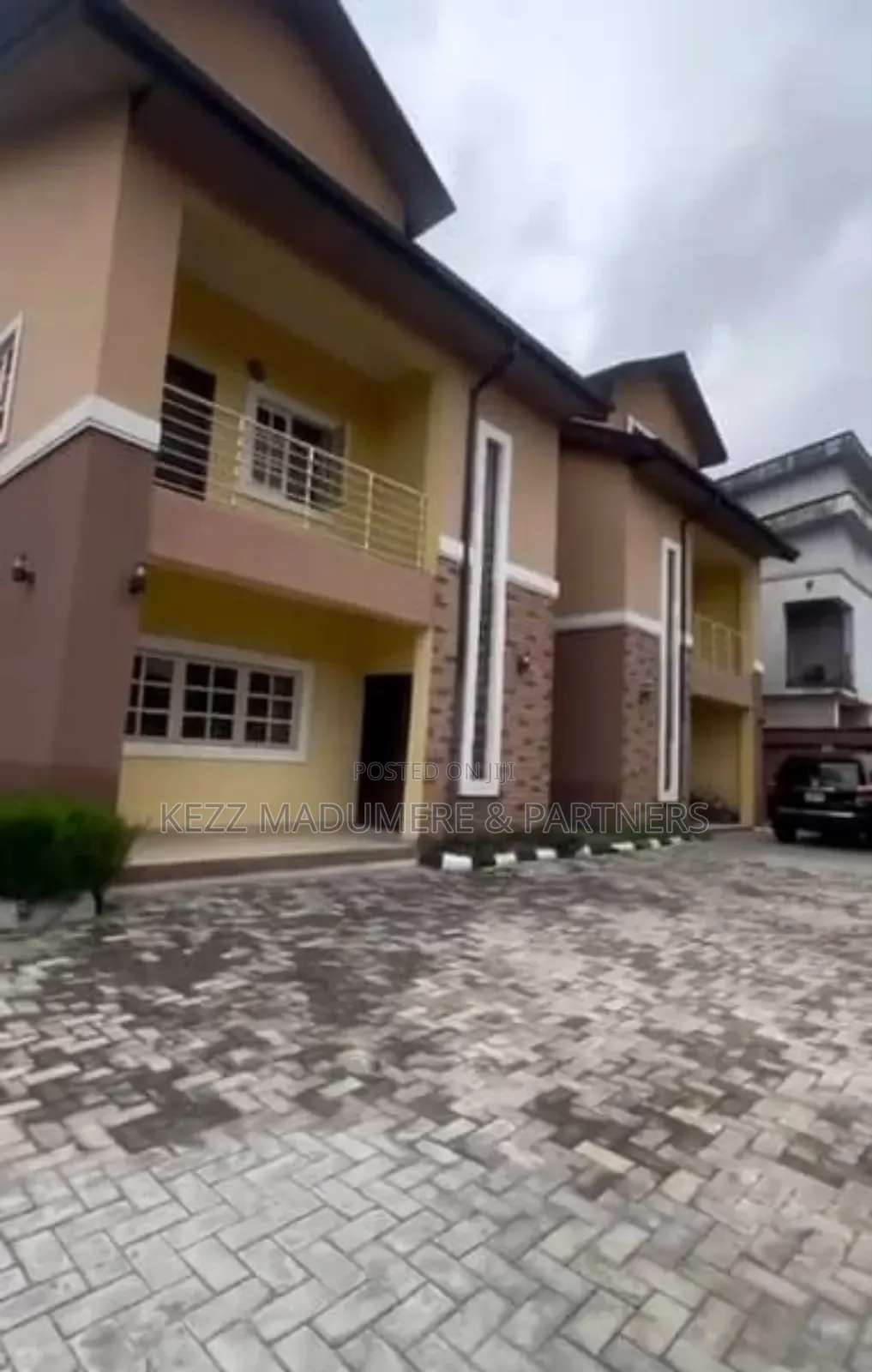 4bdrm Duplex in Dr Peter Odili for sale in Port-Harcourt