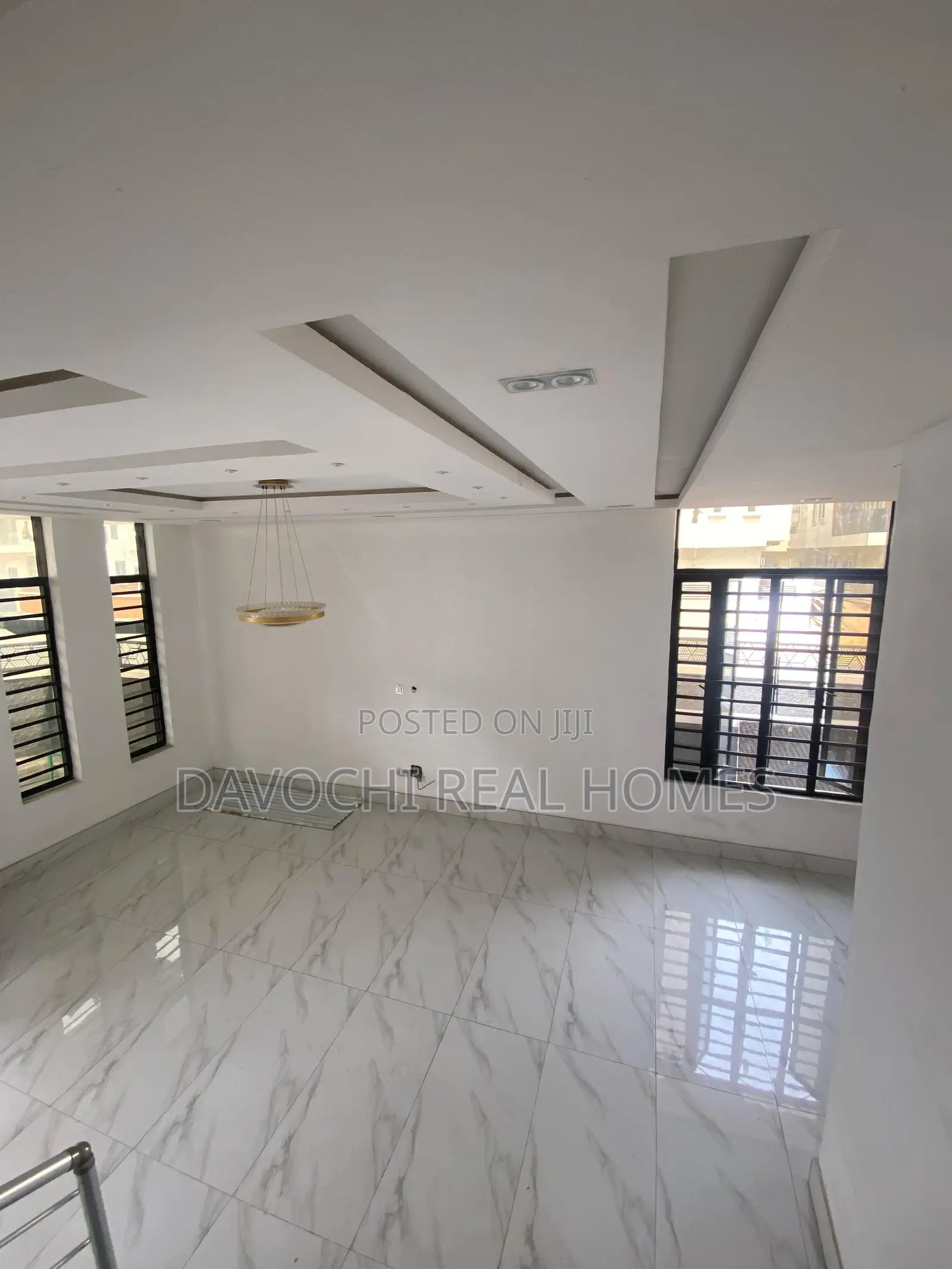 4bdrm Duplex in Harris Drive, Vgc., Ikota for sale in Ikota
