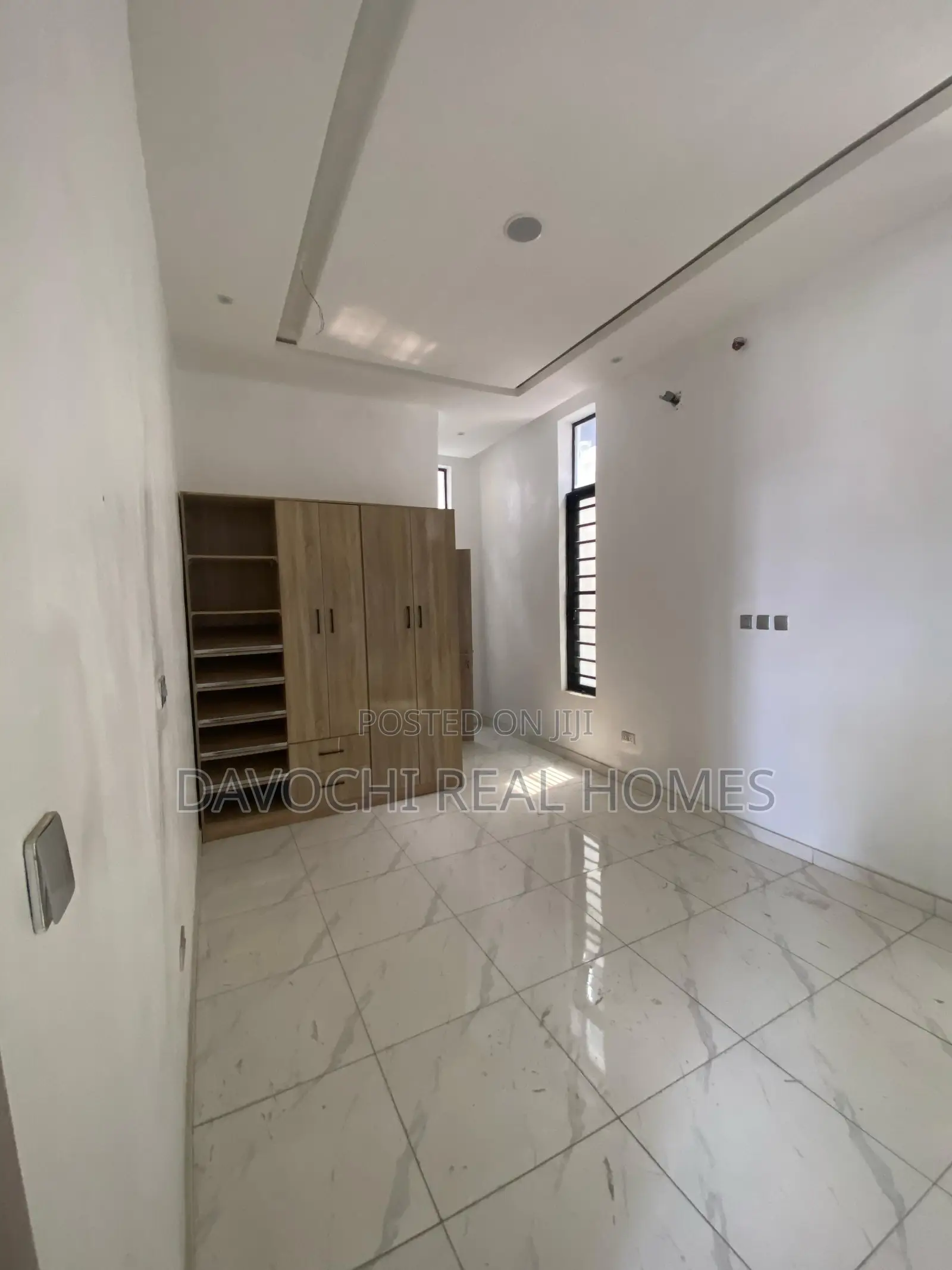 4bdrm Duplex in Harris Drive, Vgc., Ikota for sale in Ikota