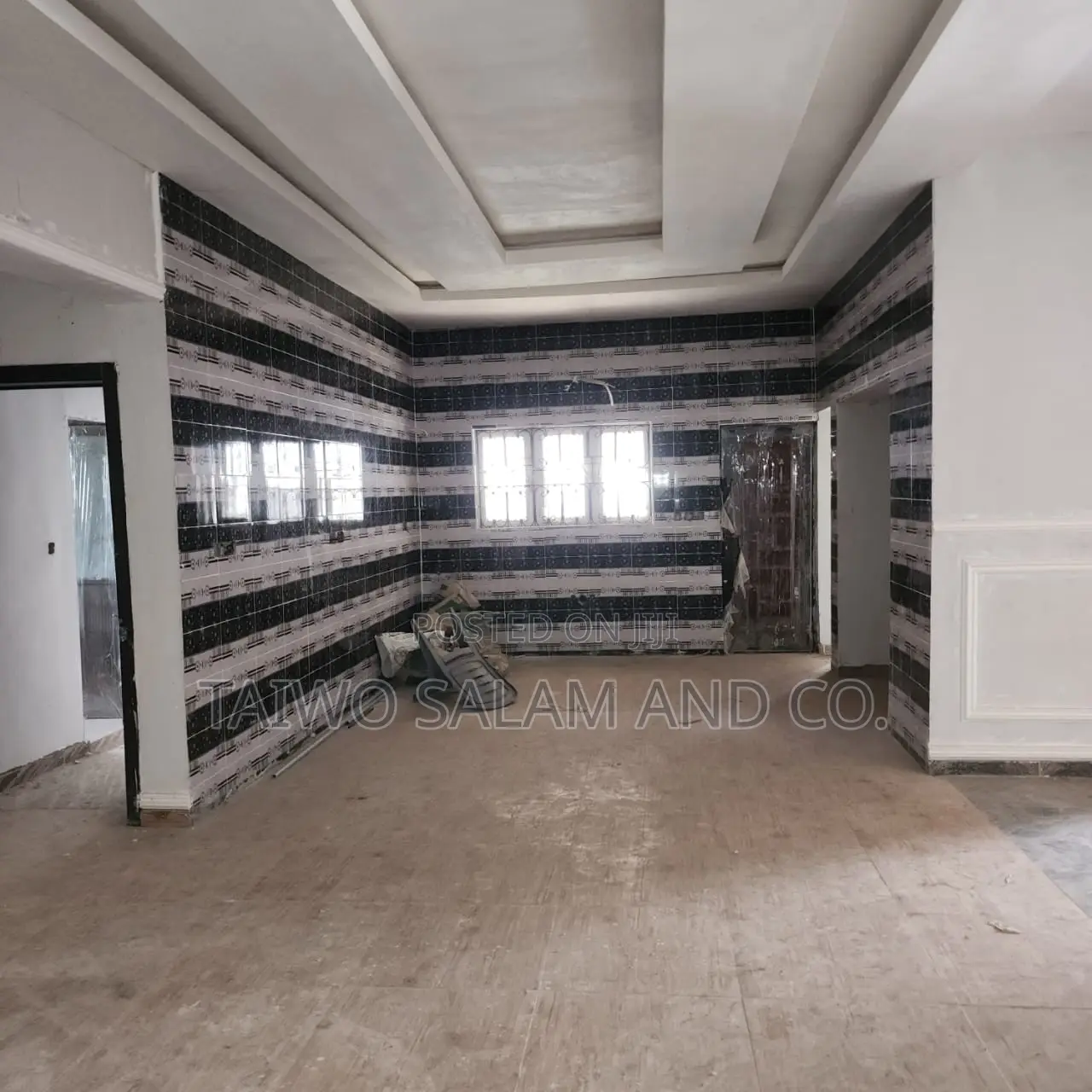 4bdrm Block of Flats in Egbeda / Egbeda for sale in Egbeda / Egbeda