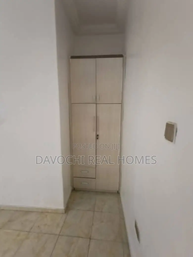 3bdrm Apartment in Chevron for rent in Chevron