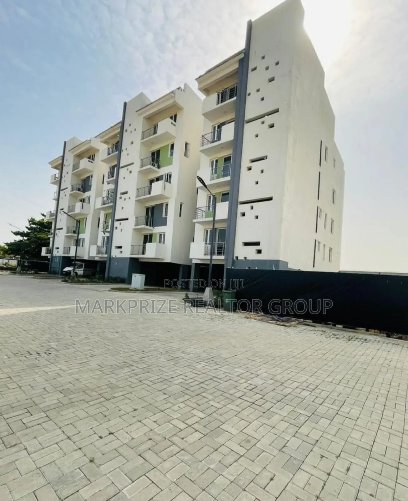 1bdrm Apartment in Ilupeju Lagos for sale in Ilupeju