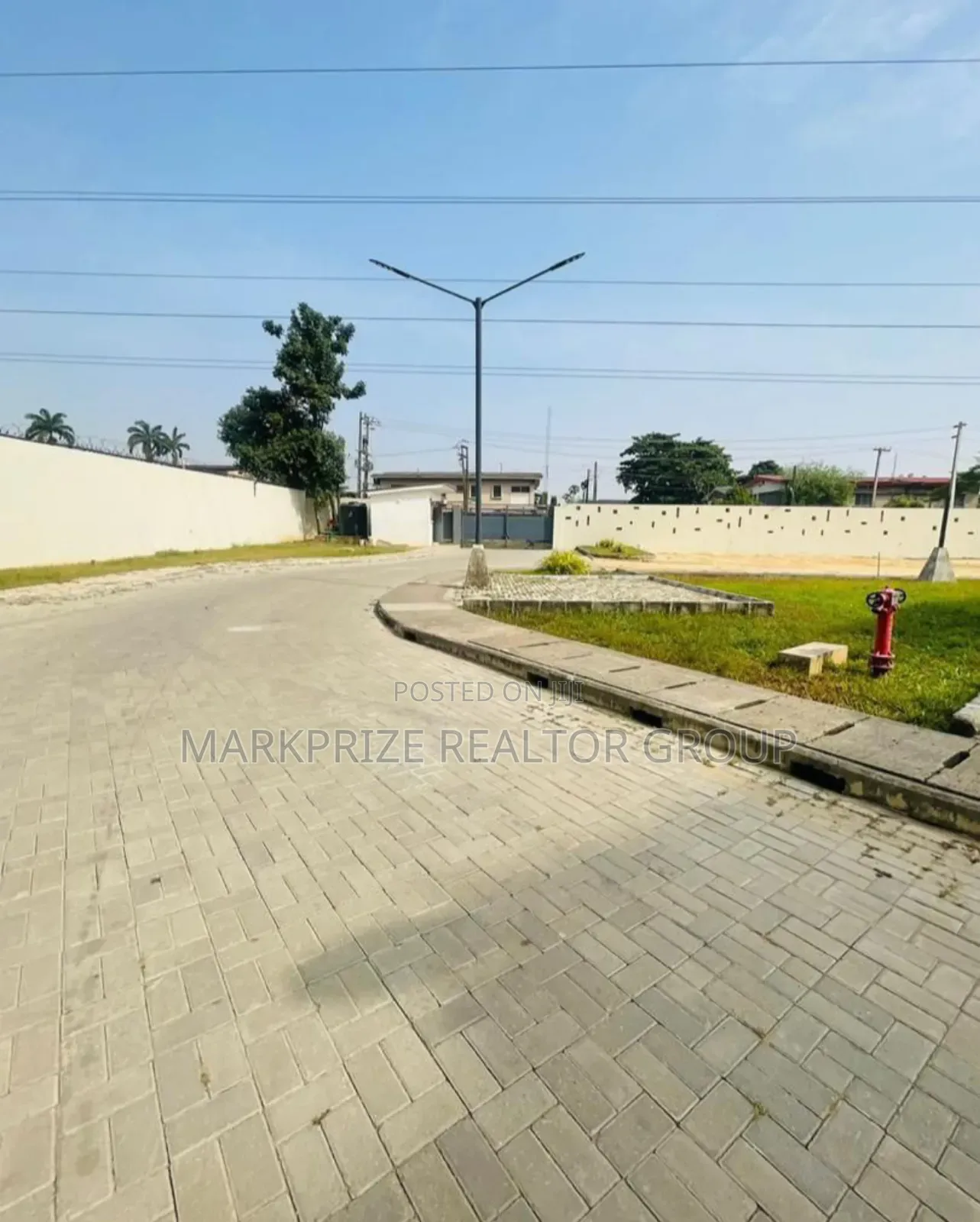 1bdrm Apartment in Ilupeju Lagos for sale in Ilupeju