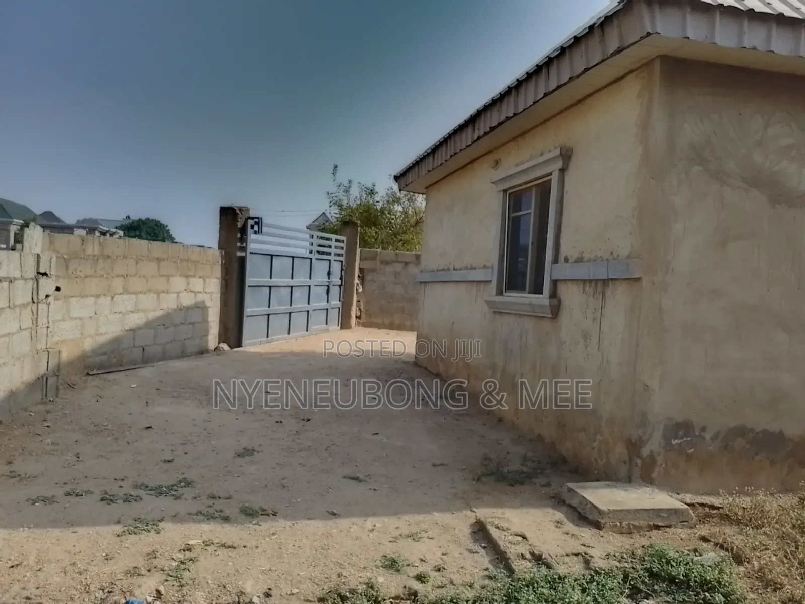 5bdrm Block of Flats in Nurses Estate, Karu for sale in Karu