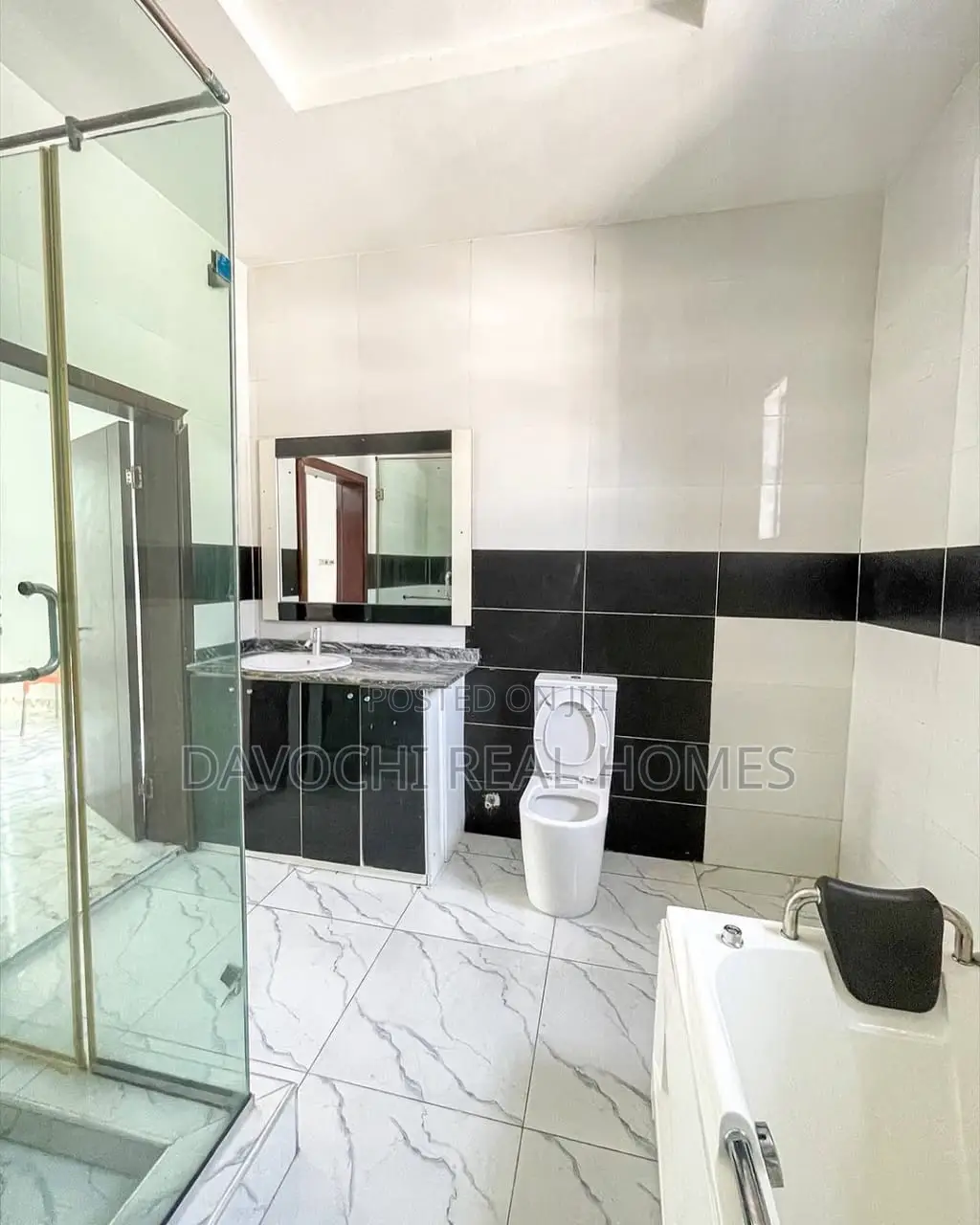 4bdrm Duplex in Ikota, Lekki for rent in Ikota