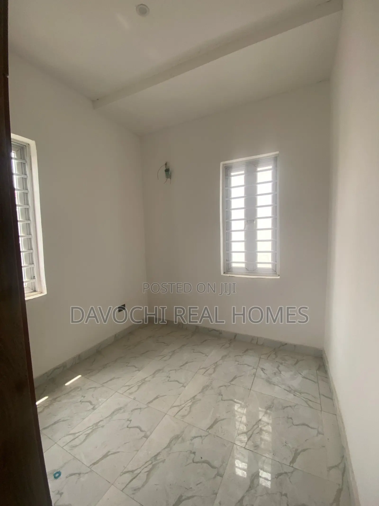 4bdrm Duplex in Harris Drive, Vgc., Ikota for sale in Ikota