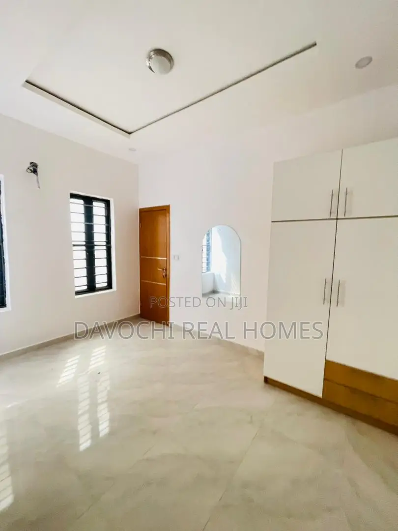 4bdrm Duplex in Ikota, Lekki for rent in Ikota