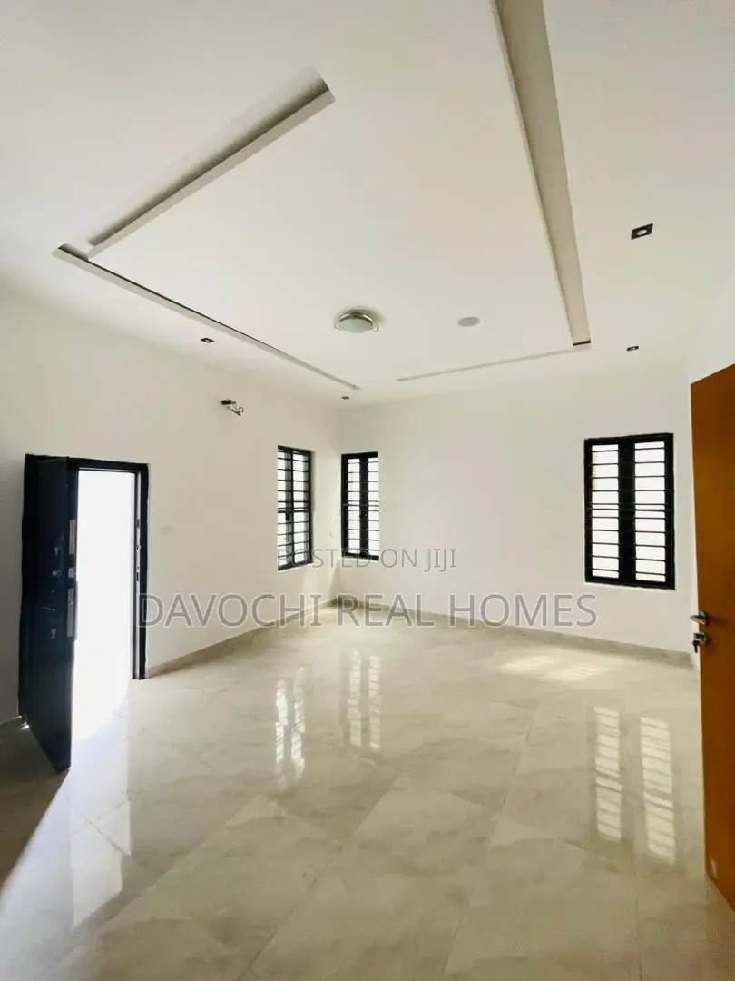 4bdrm Duplex in Ikota, Lekki for rent in Ikota