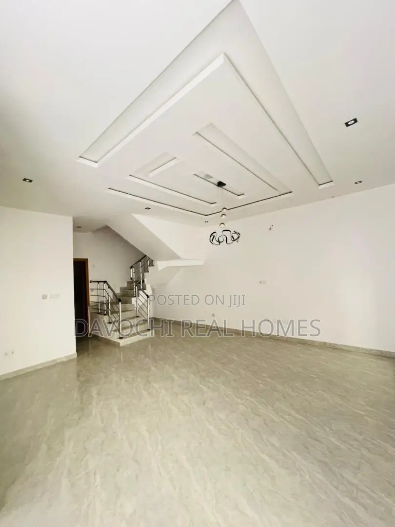 4bdrm Duplex in Ikota, Lekki for rent in Ikota