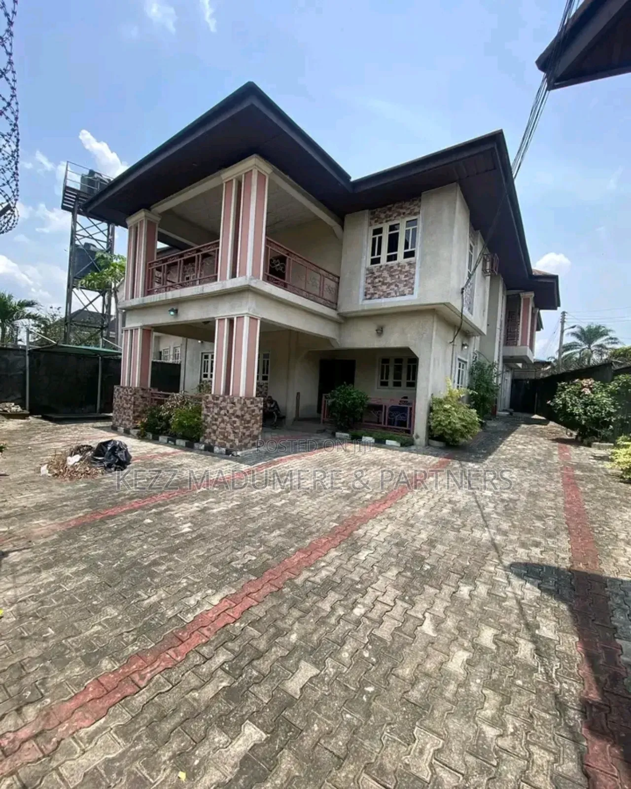 6bdrm Duplex in Rumuibekwe Housing for sale in Port-Harcourt