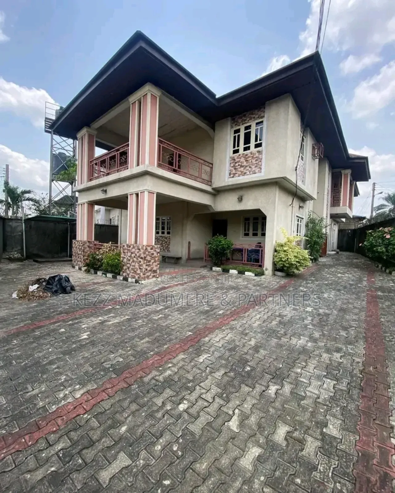 6bdrm Duplex in Rumuibekwe Housing for sale in Port-Harcourt