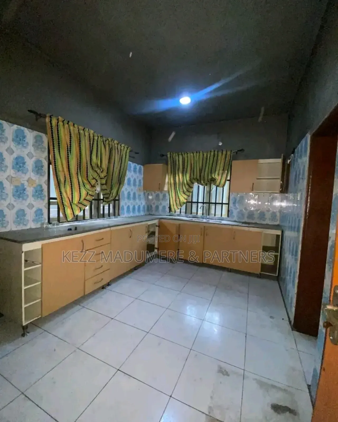 6bdrm Duplex in Rumuibekwe Housing for sale in Port-Harcourt