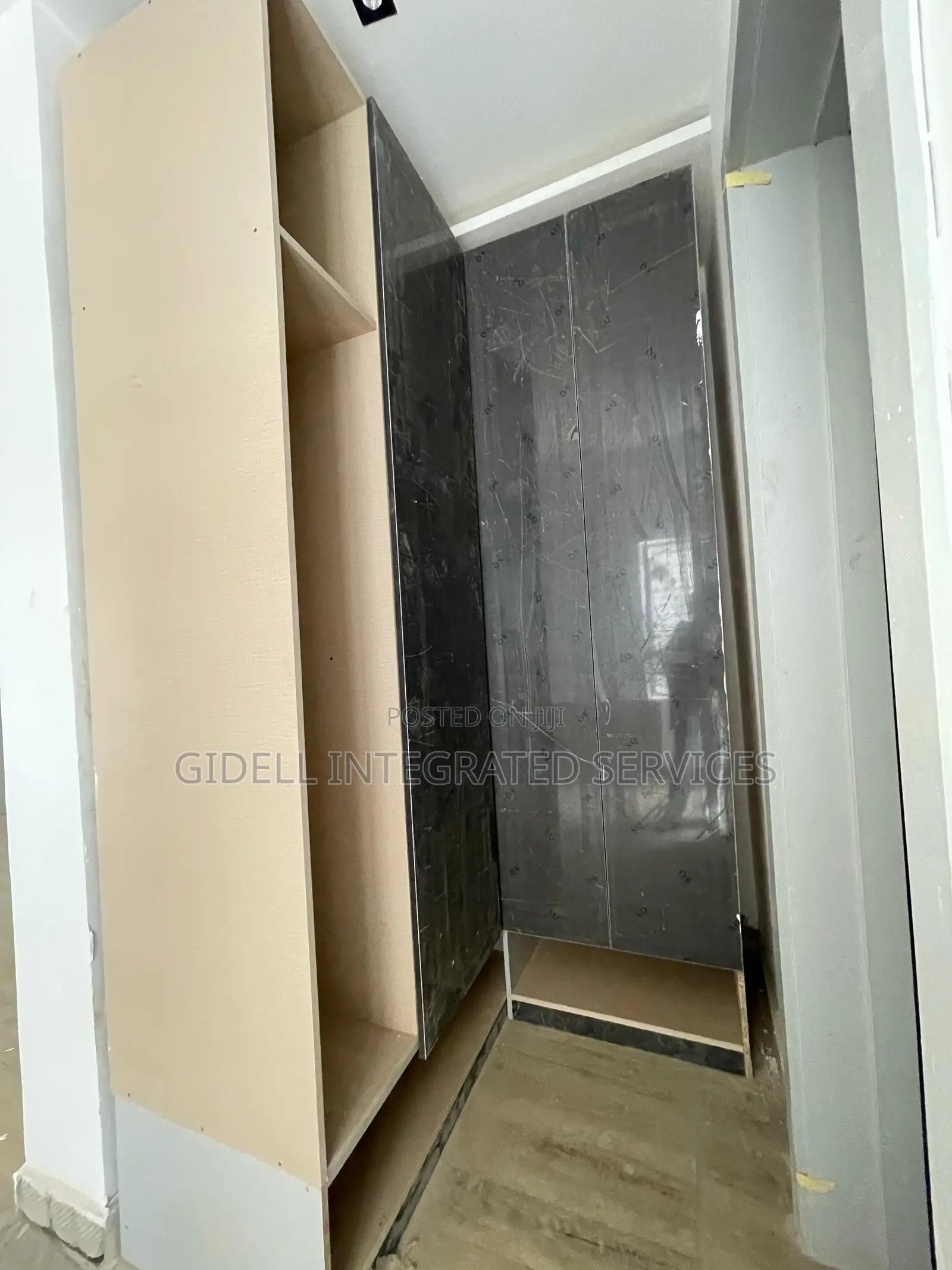 4bdrm Townhouse / Terrace in Durumi for rent in Durumi