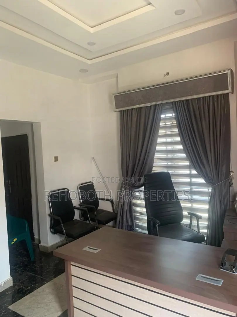 Furnished 3bdrm Bungalow in Ayegoro Akobo, Ibadan for sale in Ibadan