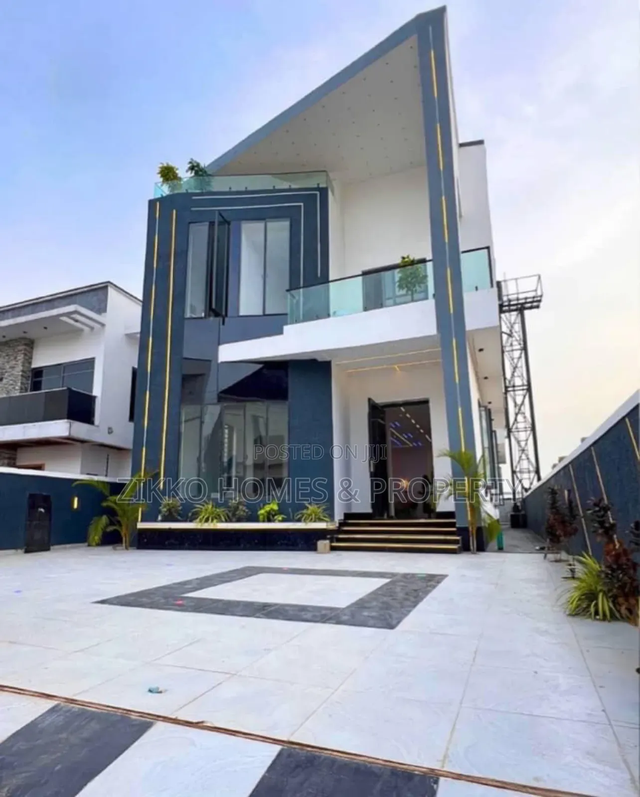 5bedroom Detached Duplex for Sale at Ajah in Ajah