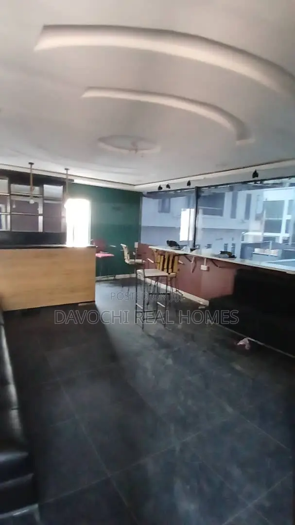A Commercial Property for Rent in Chevron