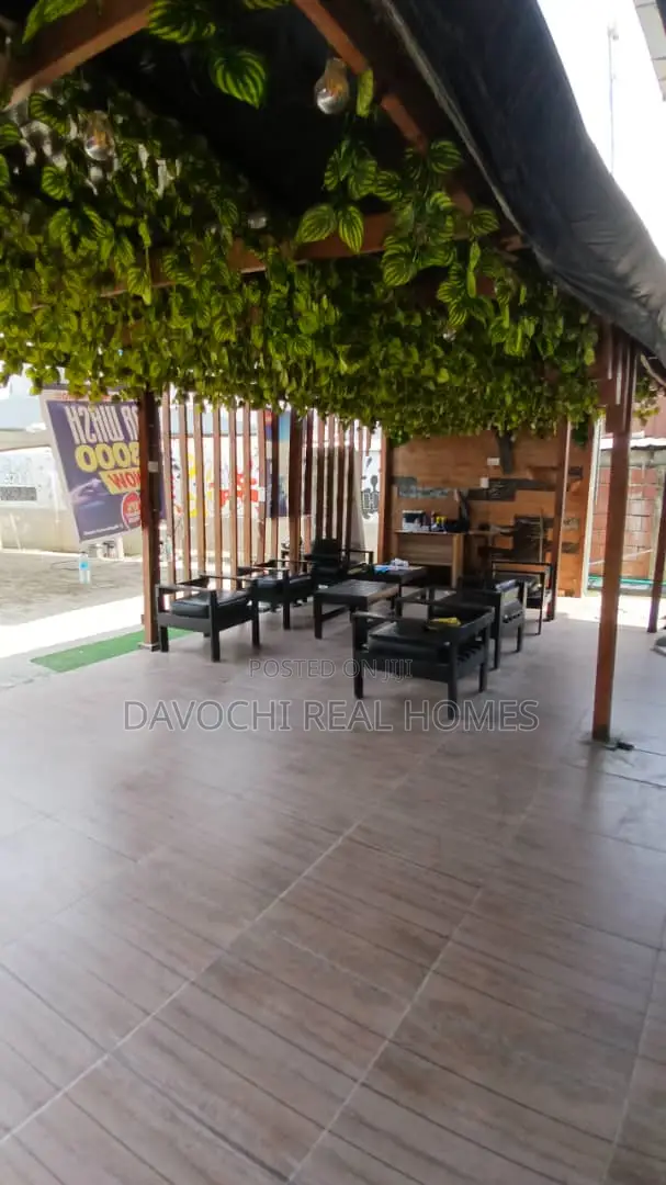 A Commercial Property for Rent in Chevron