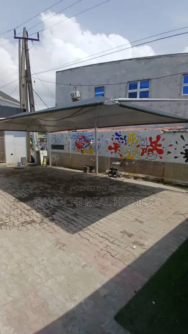 A Commercial Property for Rent in Chevron