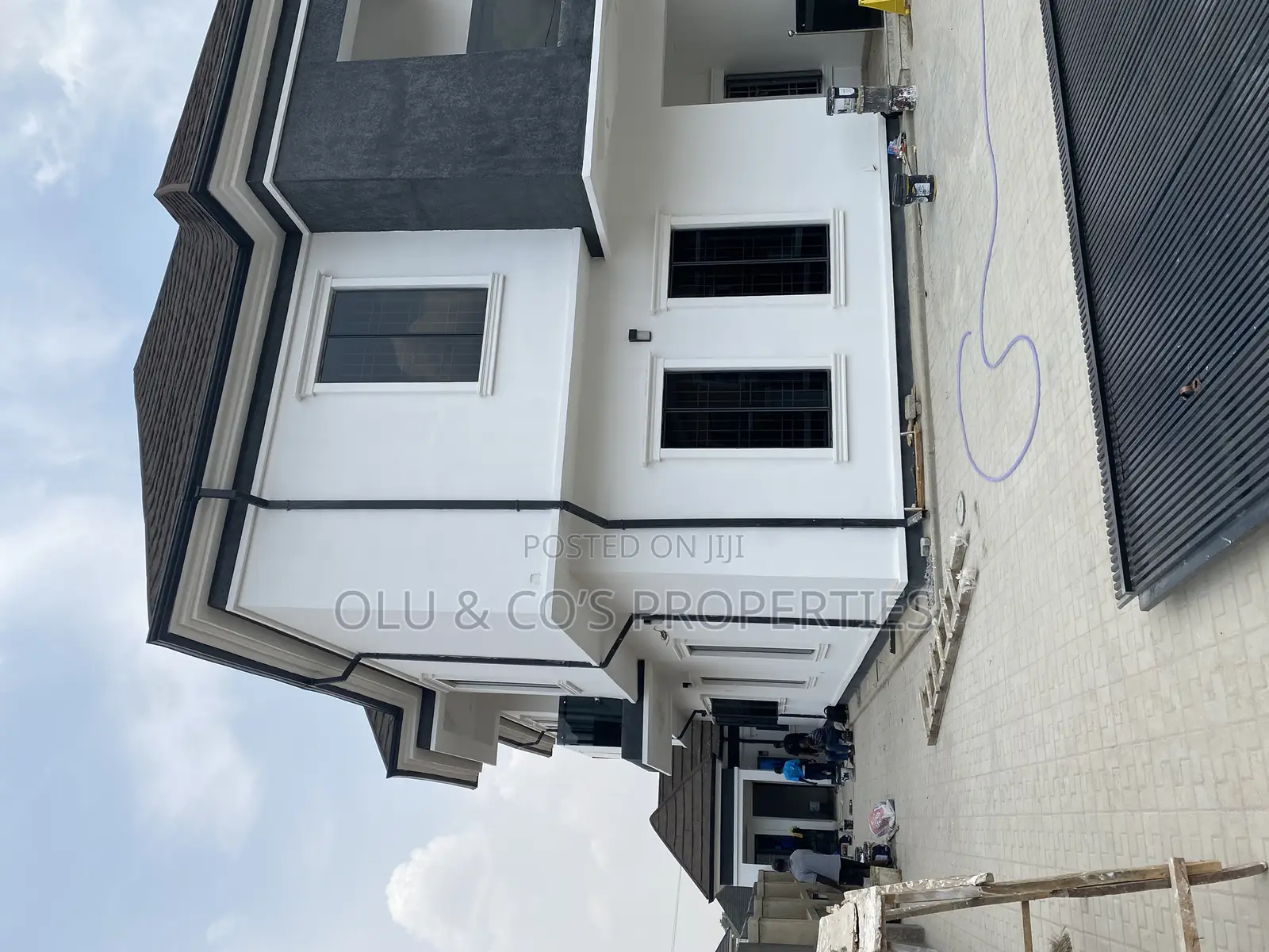 4bdrm Duplex in Gold City Estate, Lugbe District for rent in Lugbe District