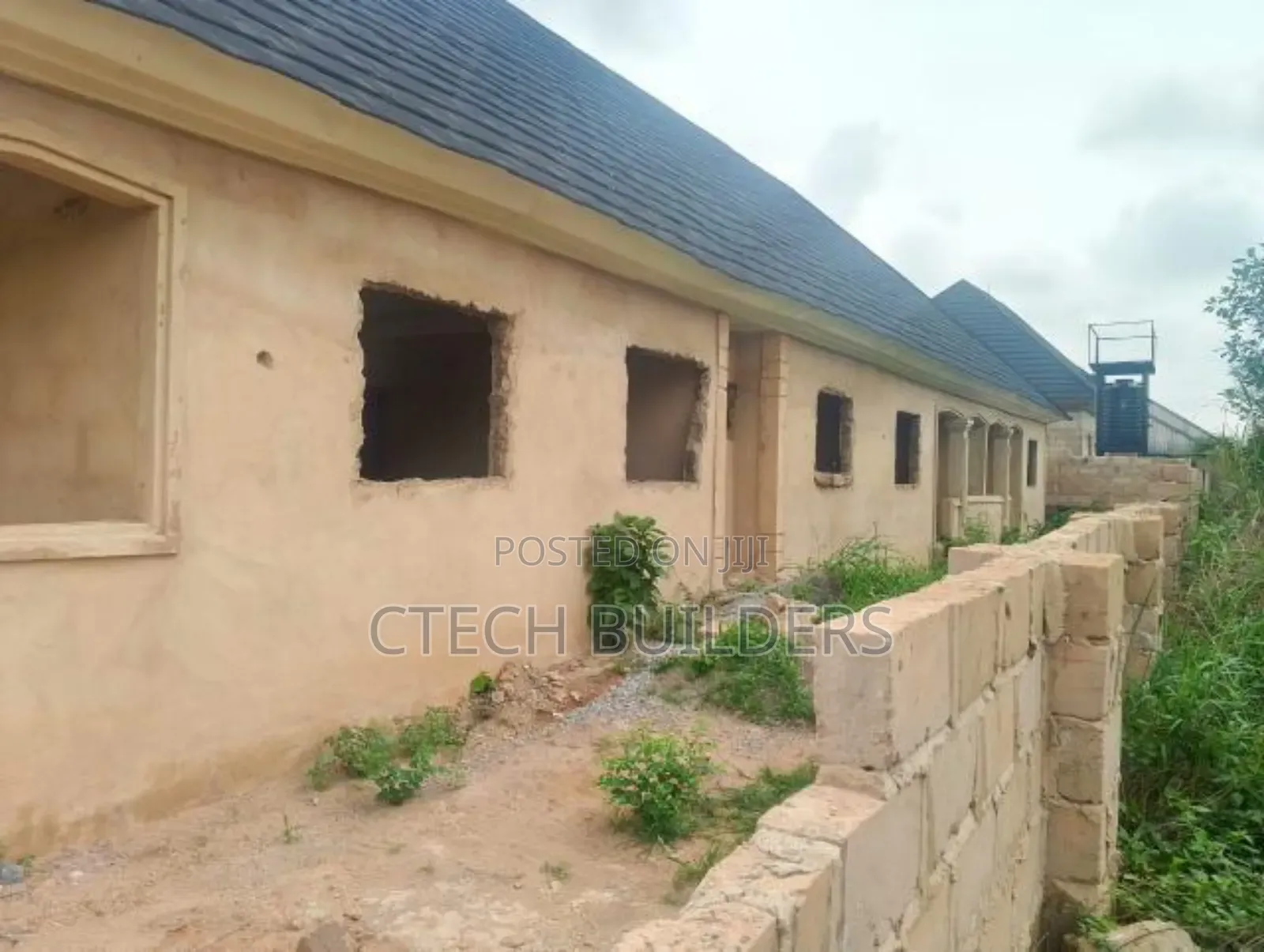 7bdrm Bungalow in Benin City for sale in Benin City