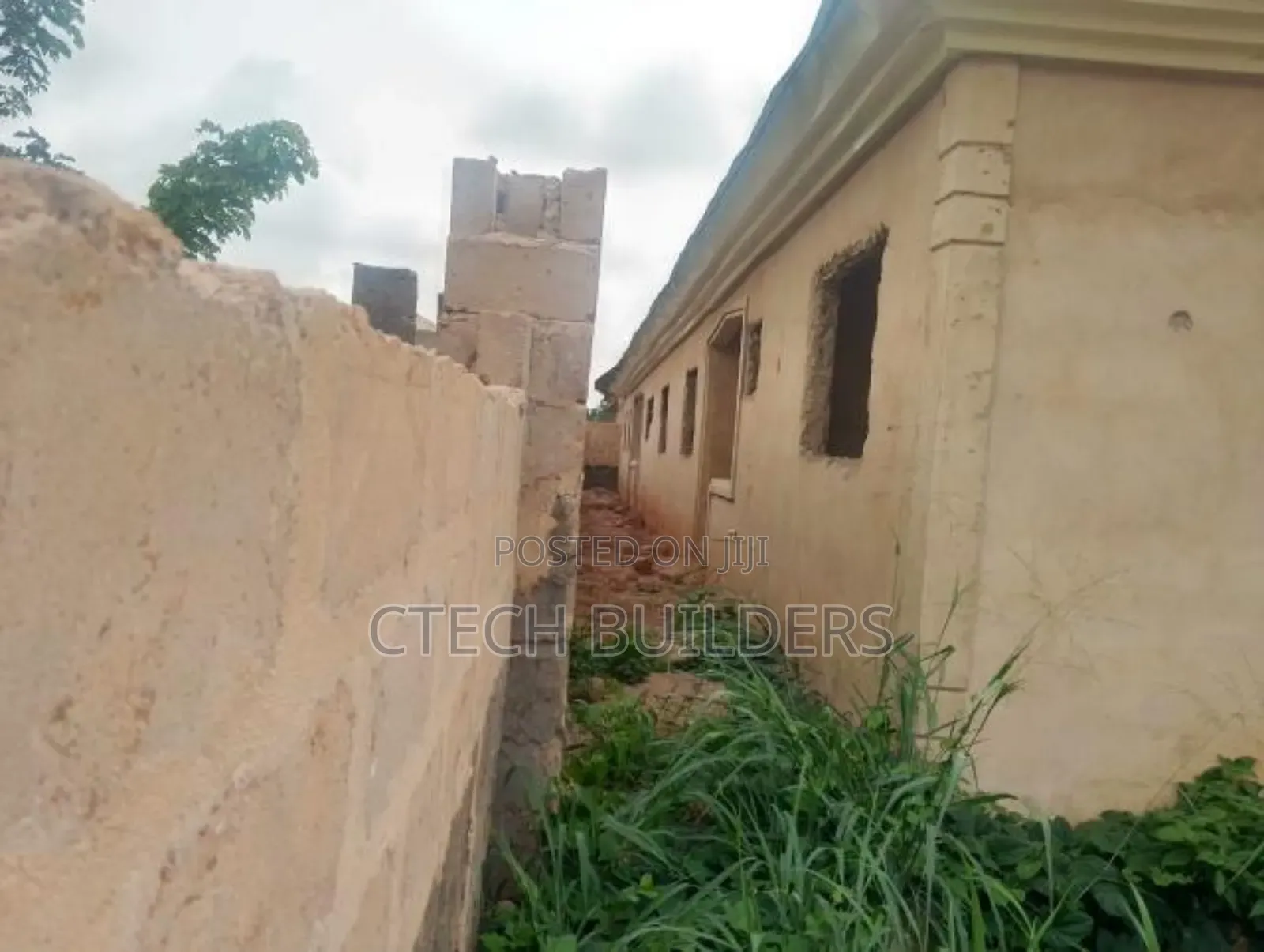 7bdrm Bungalow in Benin City for sale in Benin City