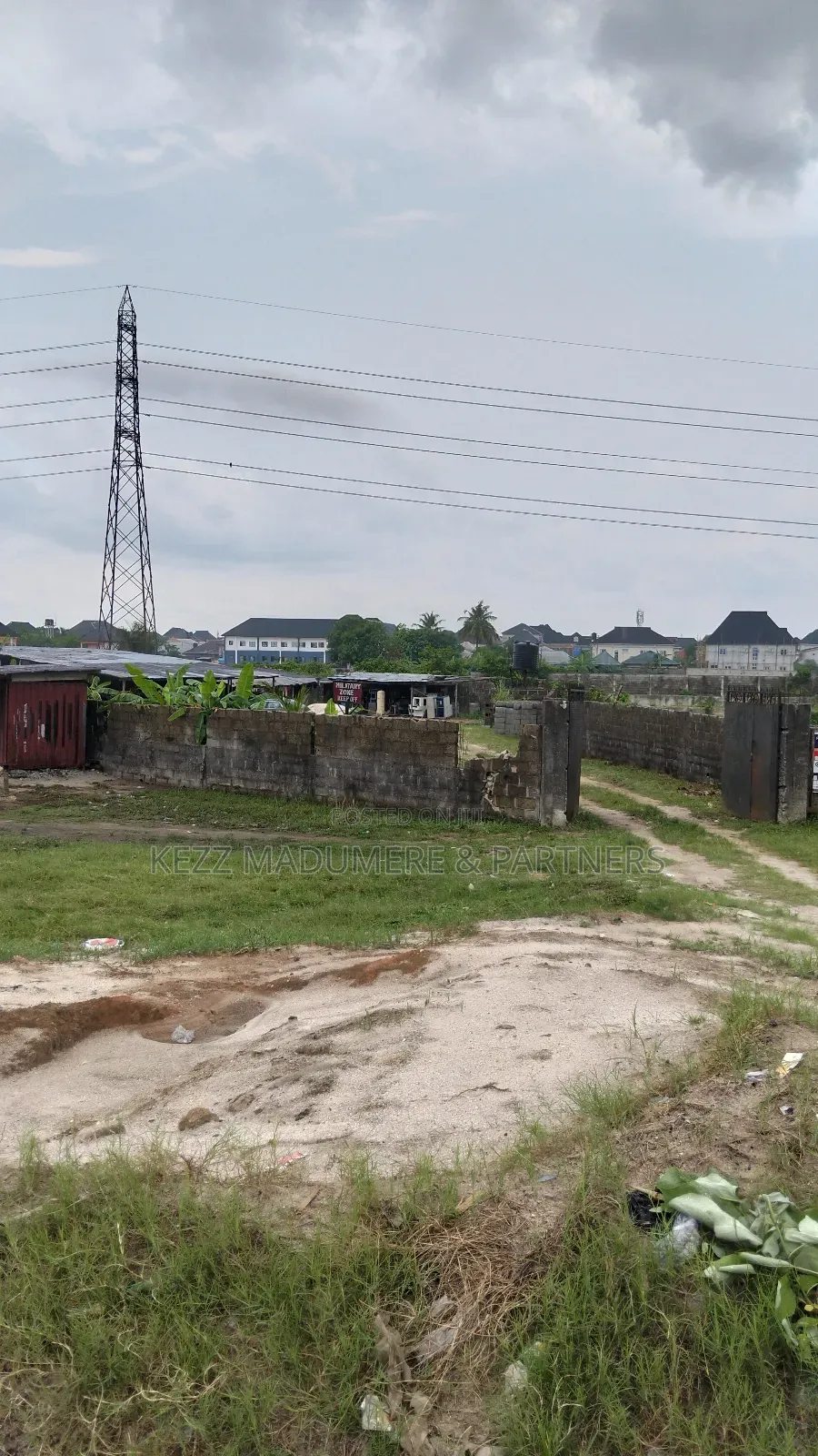 For Sale: Four (4) on Major Eliozu Road Ph in Port-Harcourt