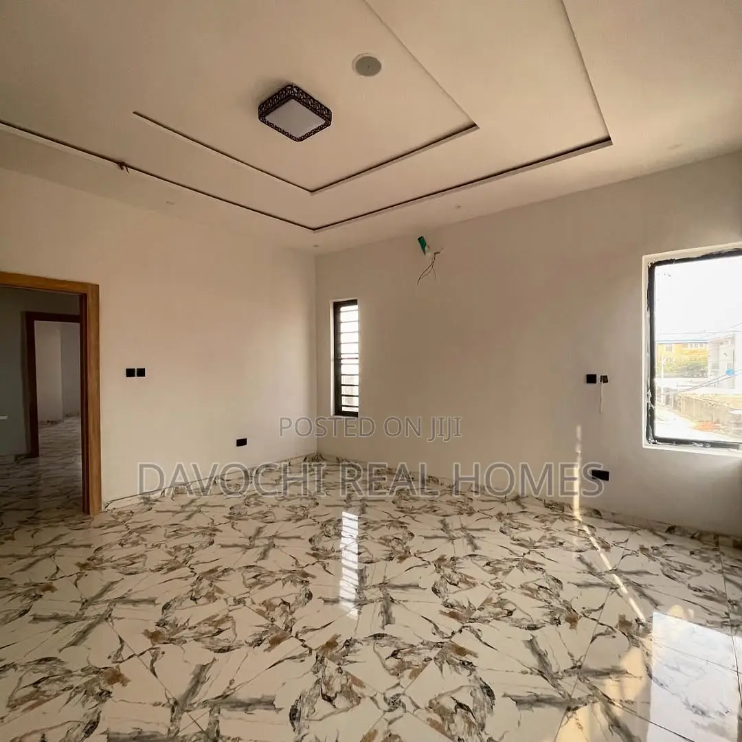 4bdrm Duplex in Ologolo for rent in Ologolo