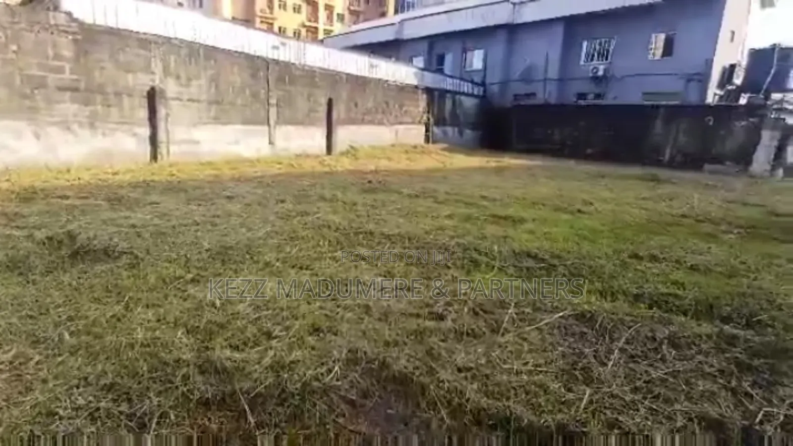 For Sale : 12.5 Plots With Warehouse on Major Stadium Rd ,Ph in Elekahia