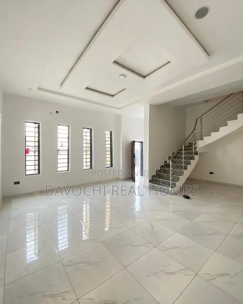 5bdrm Duplex in Vgc, Lagos, Ikota for rent in Ikota