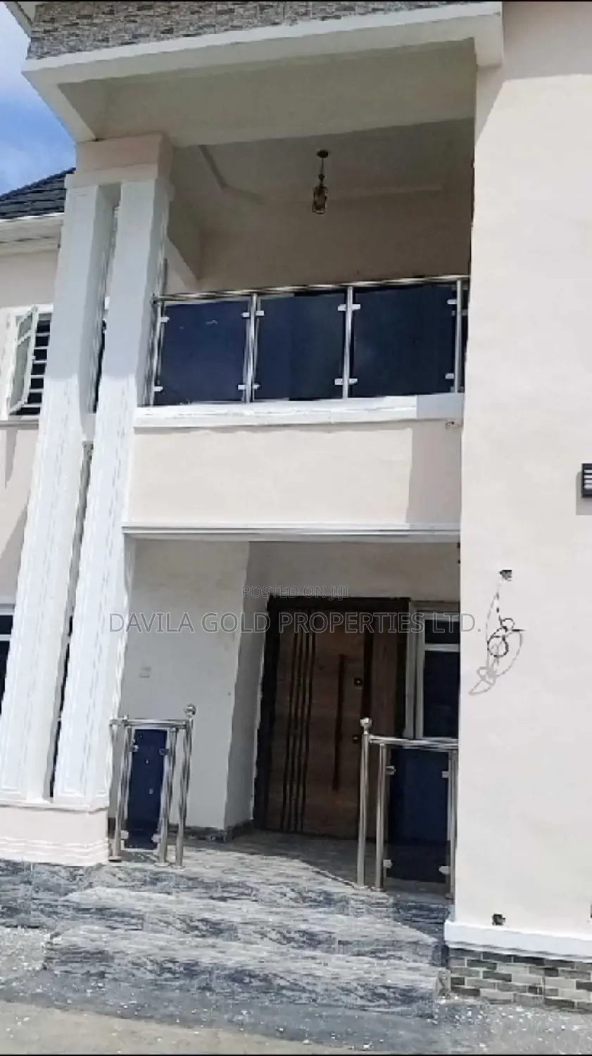 4bdrm Duplex in Benin City for sale in Benin City